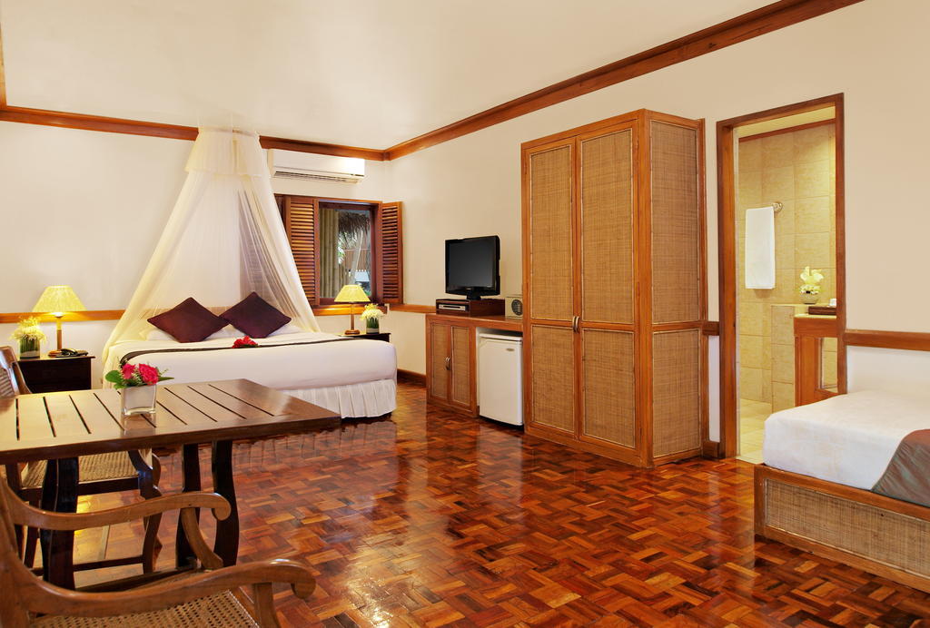 Fridays Boracay Beach Resort Balabag  Экстерьер фото