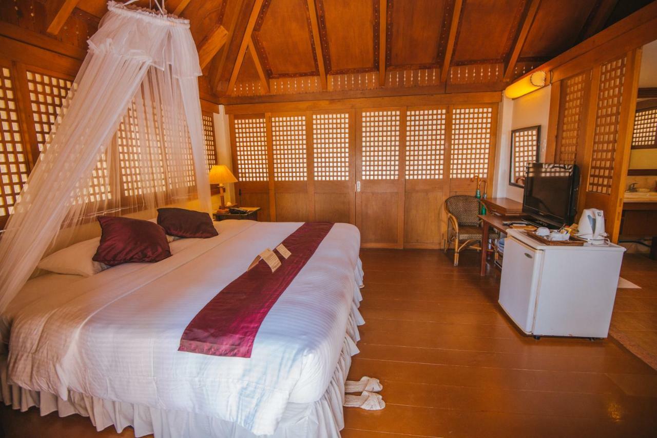 Fridays Boracay Beach Resort Balabag  Экстерьер фото