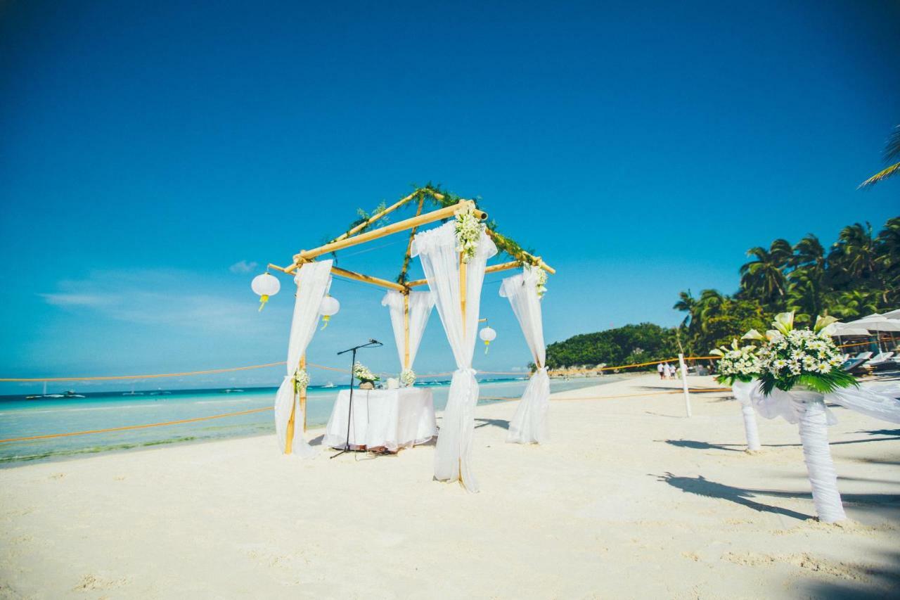 Fridays Boracay Beach Resort Balabag  Экстерьер фото