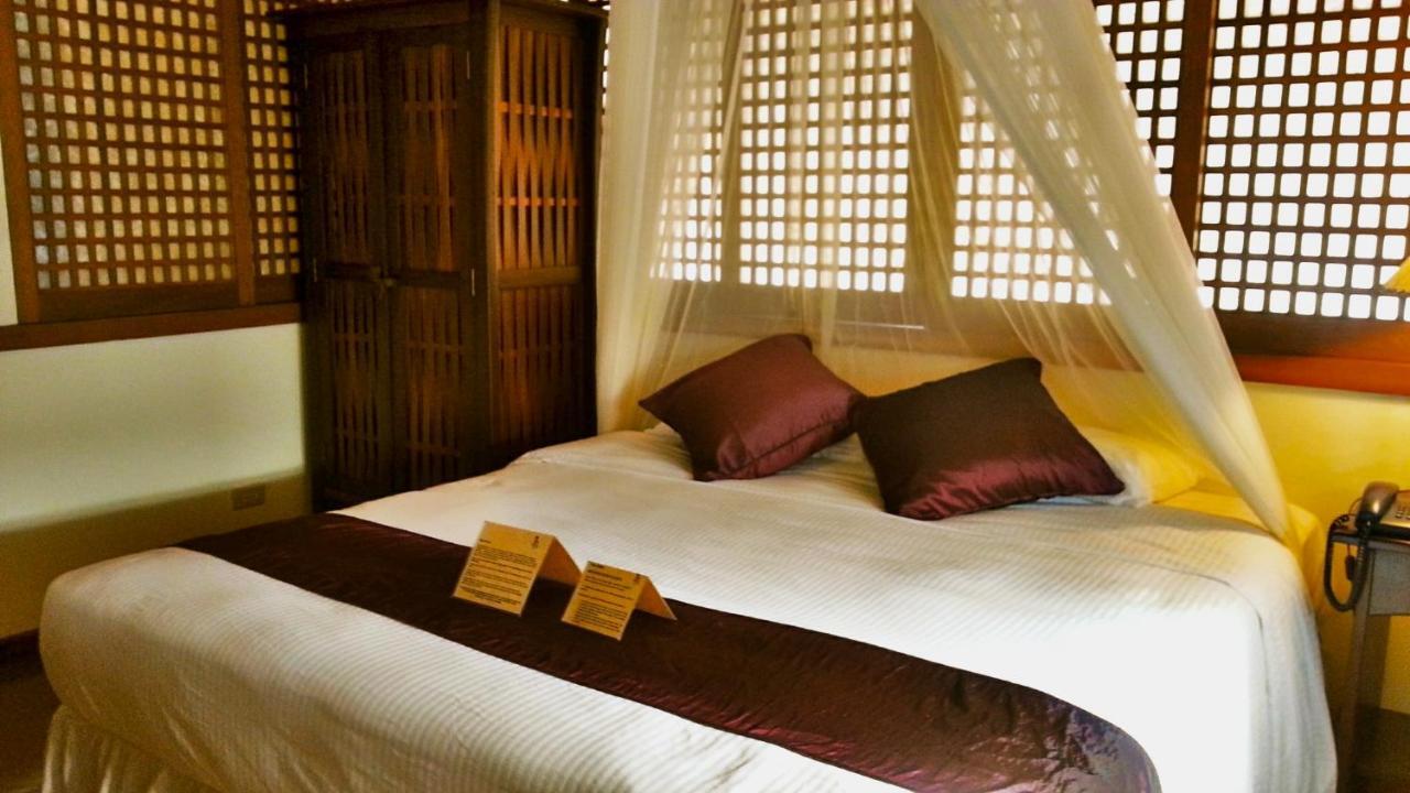 Fridays Boracay Beach Resort Balabag  Экстерьер фото